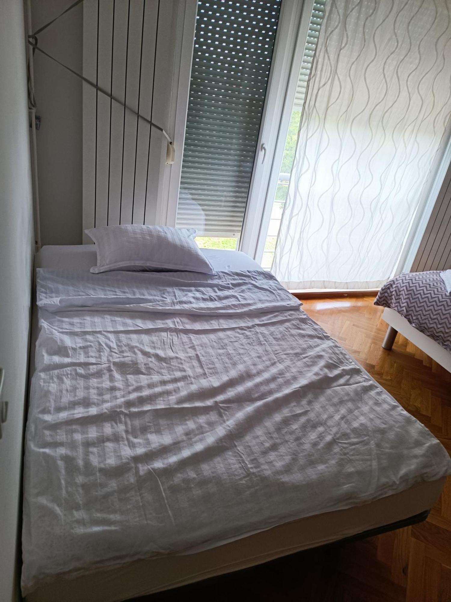 Luka Apartment ซาเกร็บ ภายนอก รูปภาพ